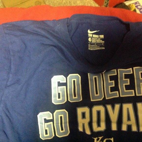MLB Kansas City Royals tshirt - Picture 2 of 3